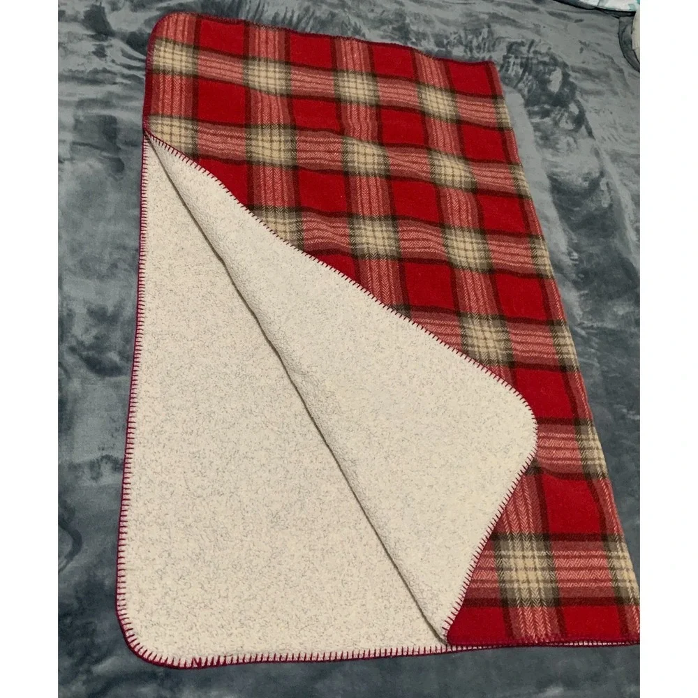 ABW Plaid Throw Blanket Sherpa Lined Red Beige Brown Star Patch‎ USA Made Cozy